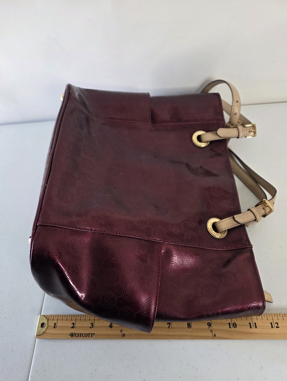 Michael Kors Jet Set East West Signature Bordeaux Patent Leather Tote Roomy - Picture 14 of 16
